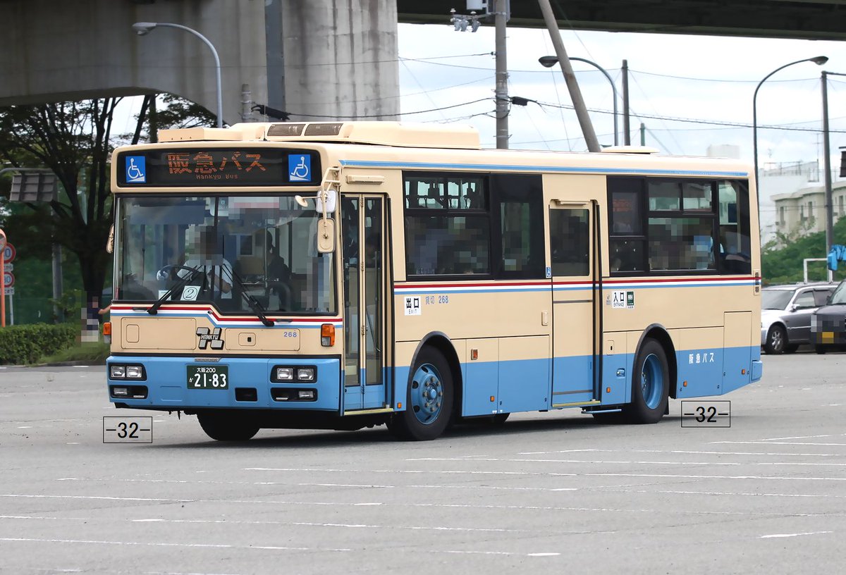 阪急バス Hankyu Bus 大阪200か2183 PJ-KV234N1 268 2007年式 池田市内
