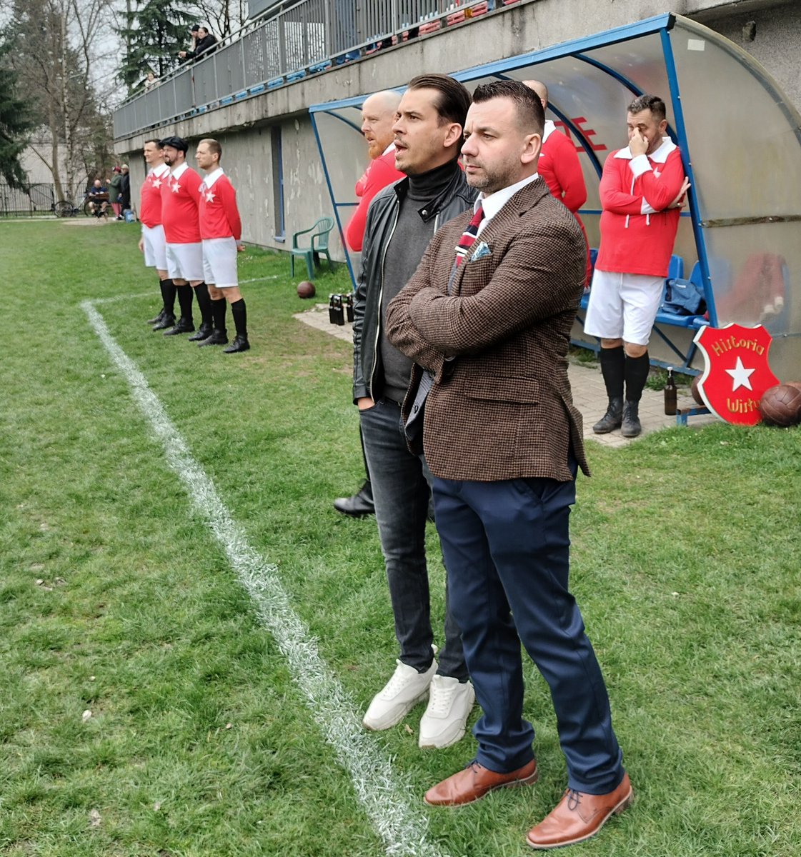Historia Wisły (@historiawisly) on Twitter photo Zbliża się kolejny mecz Wisła RETRO ramach rozgrywek <a href="/RetroLiga/">RETRO LIGA</a> ! 🤠
Posłuchajcie wywiadu z trenerem drużyny retro Wisły Kraków - Krzysztofem Heretykiem, przeprowadzonego przez Grzegorza Bernasika w ramach programu "Życiowe fair play" na antenie <a href="/RadioKrakow/">Radio Kraków</a>. Zbliża się kolejny mecz Wisła RETRO ramach rozgrywek <a href="/RetroLiga/">RETRO LIGA</a> ! 🤠
Posłuchajcie wywiadu z trenerem drużyny retro Wisły Kraków - Krzysztofem Heretykiem, przeprowadzonego przez Grzegorza Bernasika w ramach programu "Życiowe fair play" na antenie <a href="/RadioKrakow/">Radio Kraków</a>.