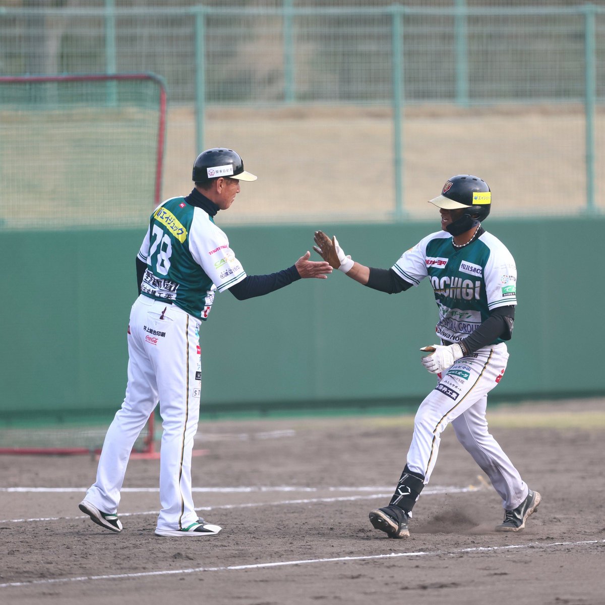tochigi_gb's tweet photo. 【4/11(金) ハイライト📸】

🆚#福島レッドホープス

今季第1号ホームラン✨
#ダッタ

#TGB公式カメラマン
#FIGHTTOGETHER 🤝
#栃木ゴールデンブレーブス https://t.co/nHzWeUQ9wg