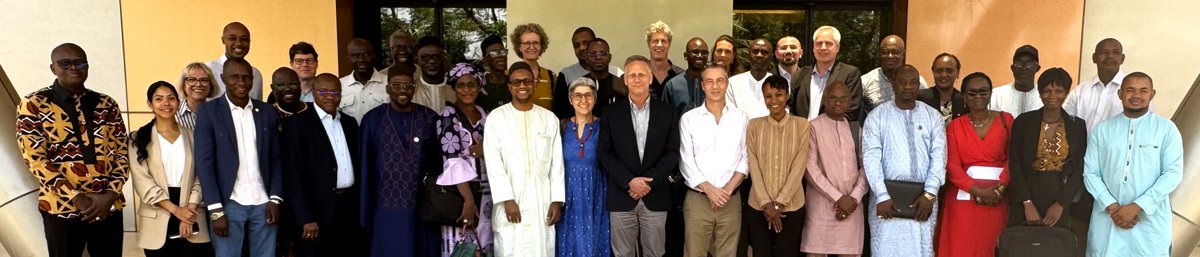 Deux jours d’échanges (7–8 nov. 2025) entre la Coopération suisse🇨🇭et ses partenaires publics, privés &amp; OSC du Mali🇲🇱 pour évaluer la période 2022–2025 et pour construire ensemble le programme 2026–2029

<a href="/GouvMali/">Primature du Mali</a> <a href="/MaliMaeci/">Ministère des Affaires étrangères du Mali</a> <a href="/EDA_DFAE/">EDA - DFAE</a> @SwissMF <a href="/SwissDevCoop/">Swiss Development and Cooperation</a>