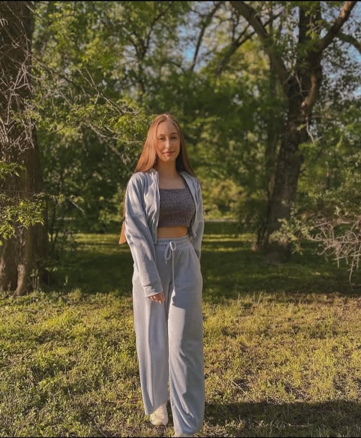 #ShamelessSelfpromoFriday
Readers, check out the #bookrecs &amp; find your next #BooksWorthReading 

#writerLift #authors #poets #WritingCommunity share your books 📚 

I will repost any who repost mine ✨️❇️💖 #WednesdayMotivation