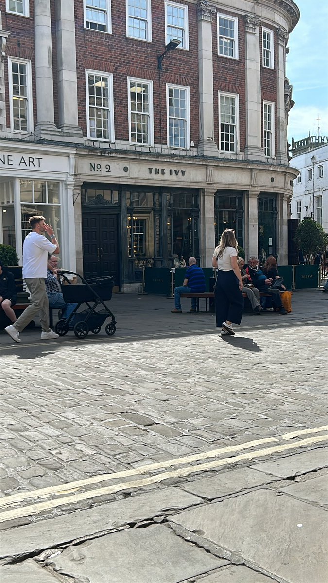 evemen14's tweet photo. York in the sunshine https://t.co/N0frdJDEzR