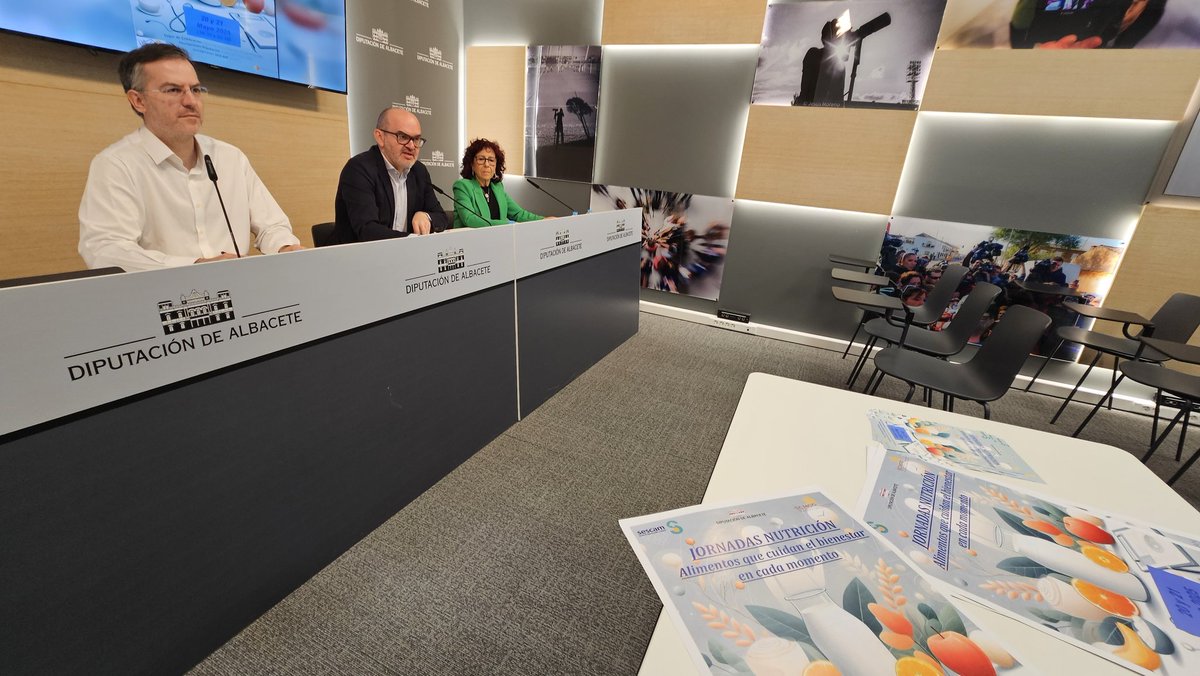 dipualba's tweet photo. 💚Seguimos reforzando nuestro #compromiso con el #bienestar de l@s #mayores de la #provincia a través de #formación.

El 20 y 21 de mayo, impulsamos (con SCMGG y @sescamclm) las Jornadas ‘#Nutrición: #Alimentos que #cuidan el bienestar en cada momento’

https://t.co/OSIdvLh7vr https://t.co/EiXW44deEW