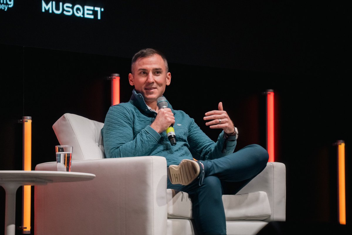 CheatCodeCon's tweet image. Matthew Pines on stage just before our lunch break 👀