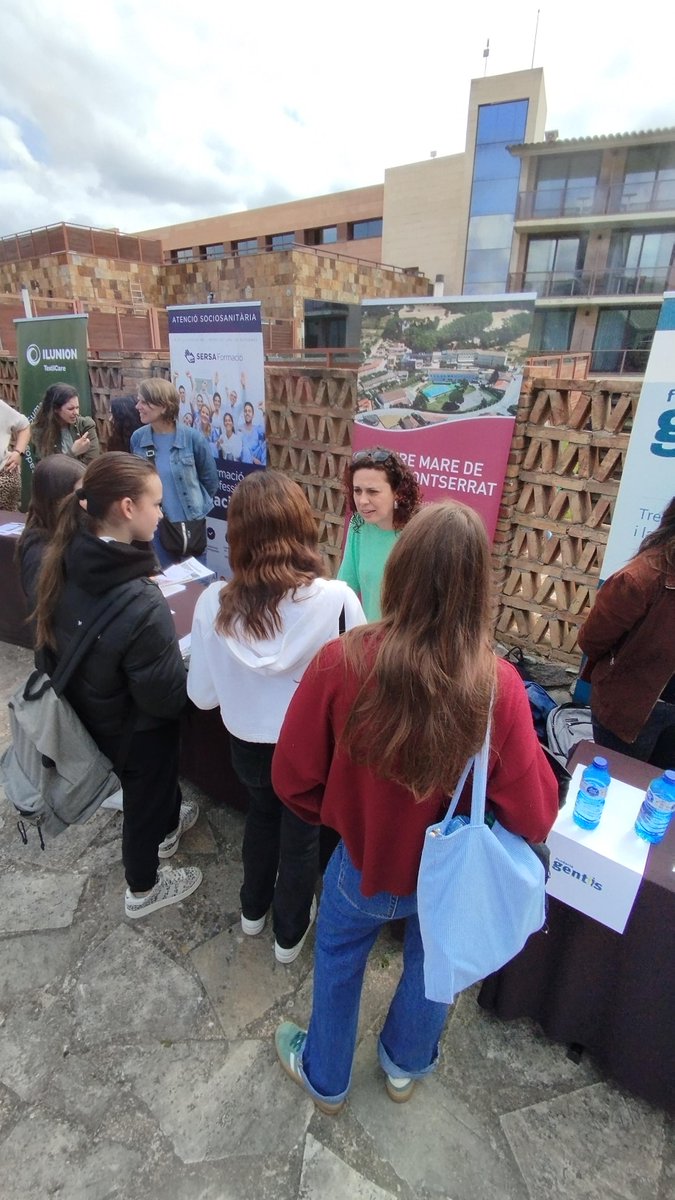 FHCaldes's tweet photo. Participem a la 3a Jornada Connecta't a l'Empresa, organitzada per l'Institut de Santa Coloma de Farners.

Aquest esdeveniment té el propòsit d'establir ponts entre estudiants i organitzacions, creant sinergies que culminin en una integració professional fructífera i enriquidora. https://t.co/12KANaJuVh