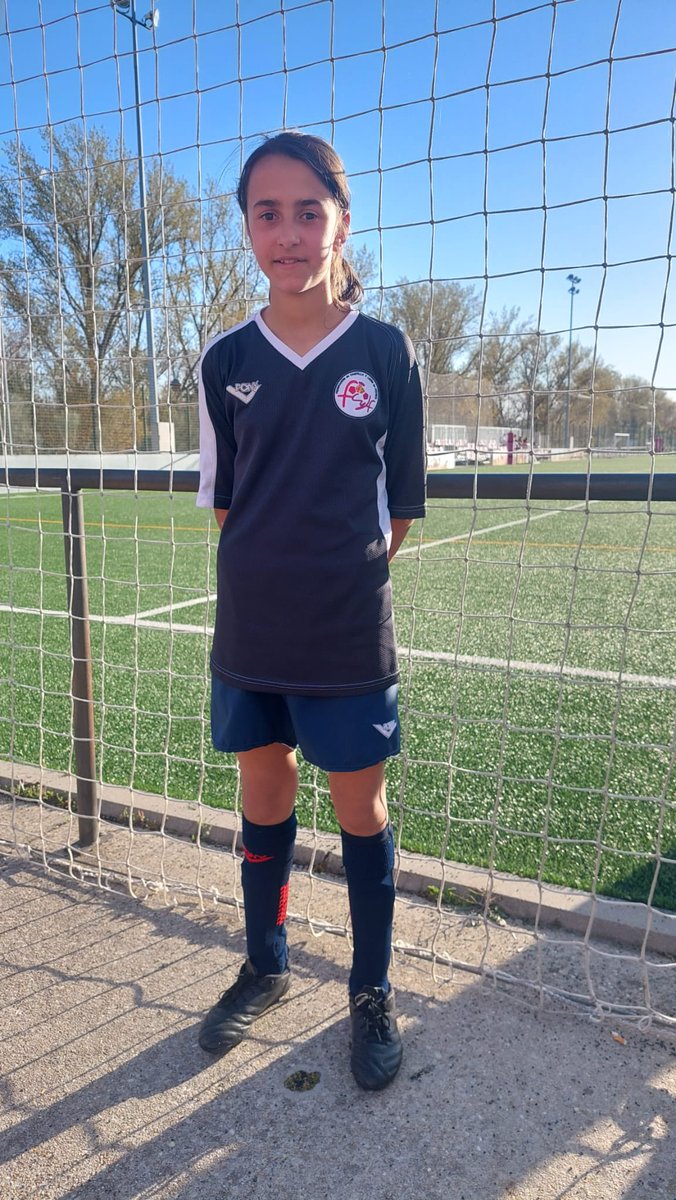 Alba preparada para el Campeonato de España sub-12 con la <a href="/FCyLF/">RFCYLF</a> que se disputará este finde de semana en Madrid 🤍❤️💪🏼

Mucha suerte y a disfrutar de una nueva experiencia 🍀

#capicolfemenino