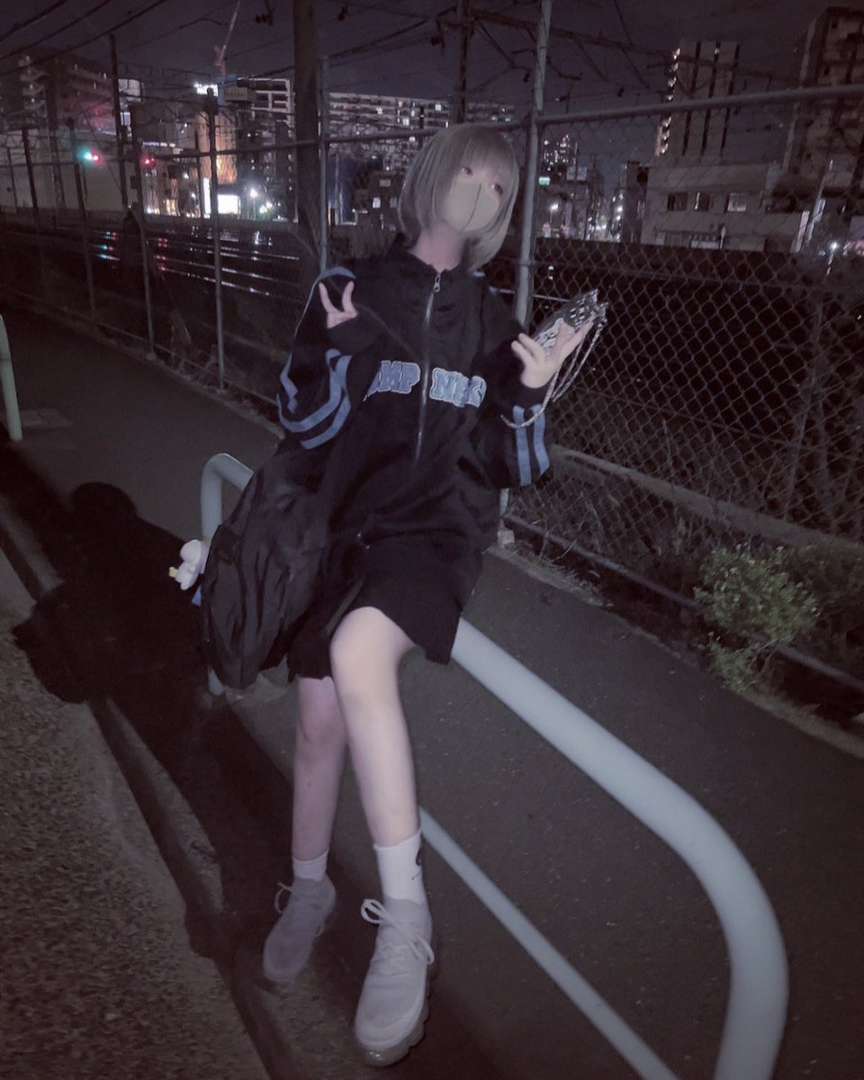 Lon__08's tweet photo. ᵔ-ᵔ https://t.co/bv6CYmB2oi