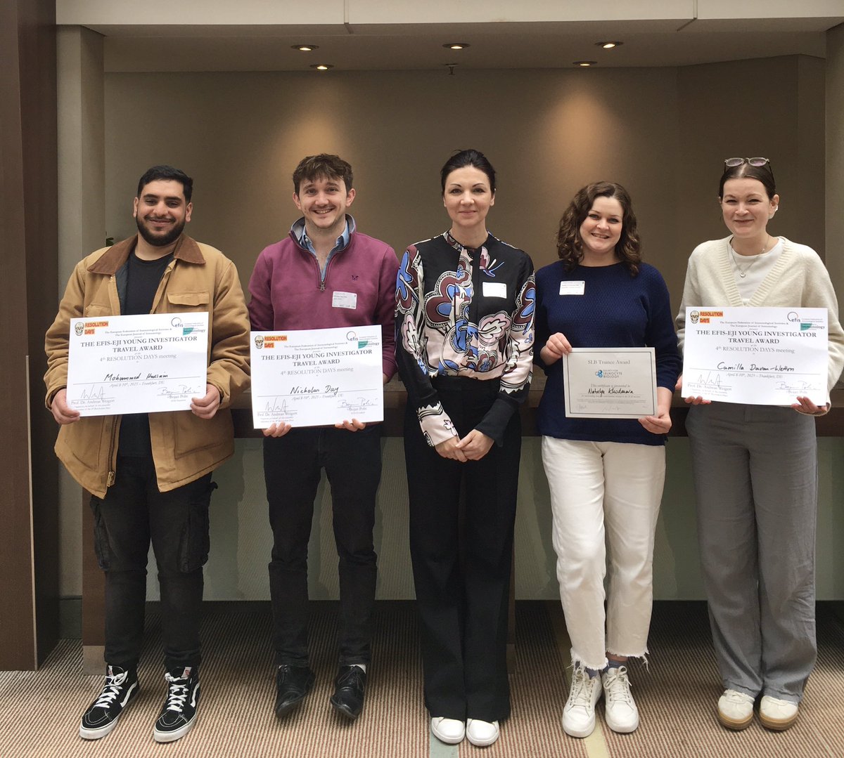 TriniMonteroM's tweet image. My Team in full awarded poster prizes at the 4th Resolution Days! 🏆Well done Mo, Nick, Natalya and Millie, great job in disseminating our research on Melanocortin drug development!💪
Wonderful meeting with great people and great science 🧬 💊 Looking forward to the next one!🤩