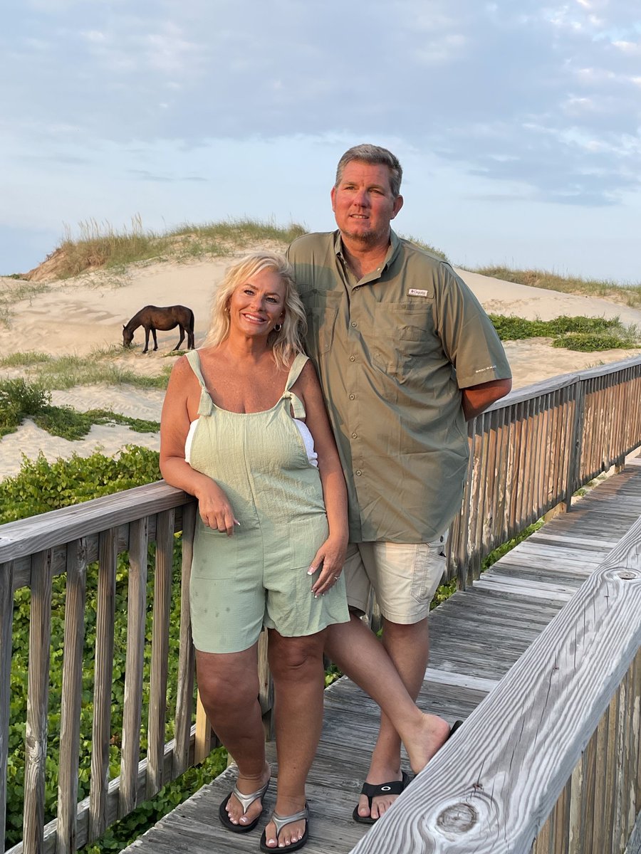 tim_torque's tweet photo. Chasing waves and wild horses with my stunning queen on this gorgeous beach. Beauty, adrenaline, and love—nothing beats this rush!  #HighOctane #BeachVibes" https://t.co/CLkdS8GtA6