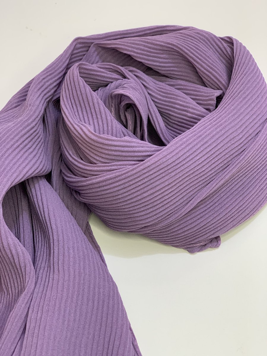 raodatrahji's tweet photo. Corduroy Veils – Soft, Lightweight, and Breezy
•Size: Medium
•Price: 4000#
•Available in 6 Elegant Colors
Perfect for effortless style and all-day comfort.
#CorduroyVeil #ModestFashion #HijabElegance #ModestWear #ElegantHijab #StylishModesty https://t.co/7QUD9QLZbb