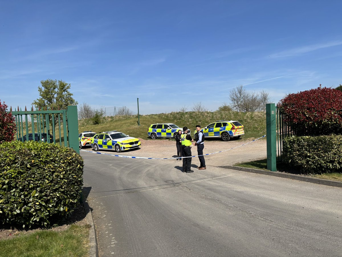 Nick Reid (@nickreiditv) on Twitter photo I’m at Aston Wood Golf Club as a heavy police presence is currently at the scene. No details have been released on what the incident is, but the golf course is closed “for the foreseeable” while it’s being dealt with. <a href="/ITVCentral/">ITV News Central</a> I’m at Aston Wood Golf Club as a heavy police presence is currently at the scene. No details have been released on what the incident is, but the golf course is closed “for the foreseeable” while it’s being dealt with. <a href="/ITVCentral/">ITV News Central</a>