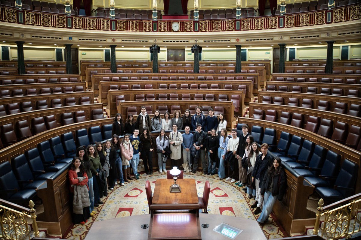 CMU Isabel de España (@cmu_isabel) on Twitter photo Por cuarto año consecutivo, recibimos en nuestro Mayor a un grupo de colegiales del CMU <a href="/CollegioUniv_VN/">Villa Nazareth</a>. Este intercambio nos brindó la oportunidad de conocernos, realizar visitas culturales y disfrutar de una experiencia enriquecedora.
#IntercambioColegial #ColegiosMayores Por cuarto año consecutivo, recibimos en nuestro Mayor a un grupo de colegiales del CMU <a href="/CollegioUniv_VN/">Villa Nazareth</a>. Este intercambio nos brindó la oportunidad de conocernos, realizar visitas culturales y disfrutar de una experiencia enriquecedora.
#IntercambioColegial #ColegiosMayores