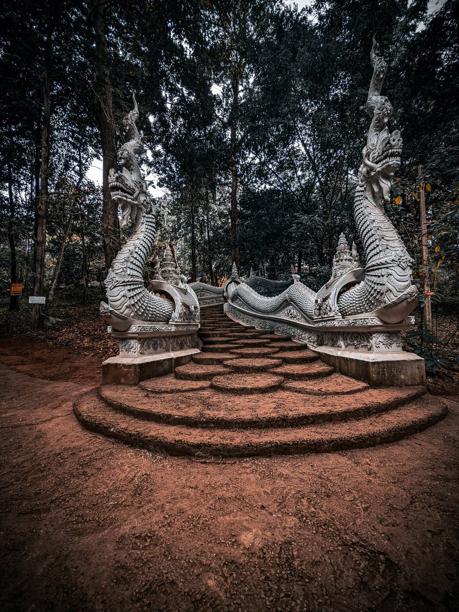 rajchasate's tweet photo. Step into serenity at Wat Luang Khun Win, Chiang Mai’s ancient jungle temple with timeless Lanna beauty. 🌿✨ #WatLuangKhunWin #ChiangMai #LannaHeritage https://t.co/0FtPB9wsZ0