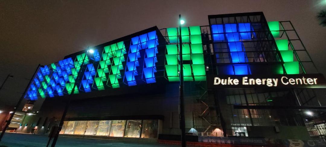 The Cincinnati sign is lit in honor of National Blue &amp; Green Day to raise awareness to register as an organ, tissue, and eye donor!