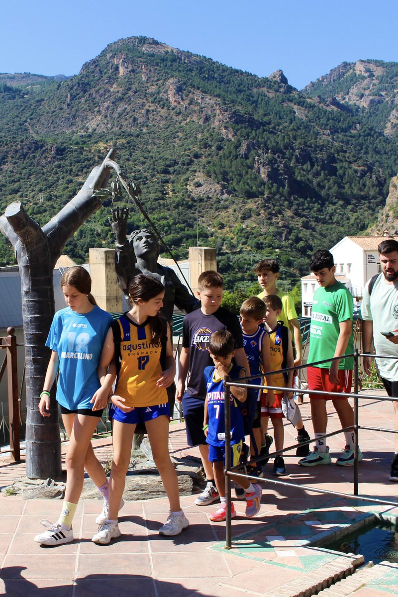 🏉🪩🤸 ¡Aprovecha la Semana Santa para realizar tu inscripción en el 2º turno! 

No te quedes sin tu plaza para disfrutar del verano en Granada Sur Camp 😎 #GSC25