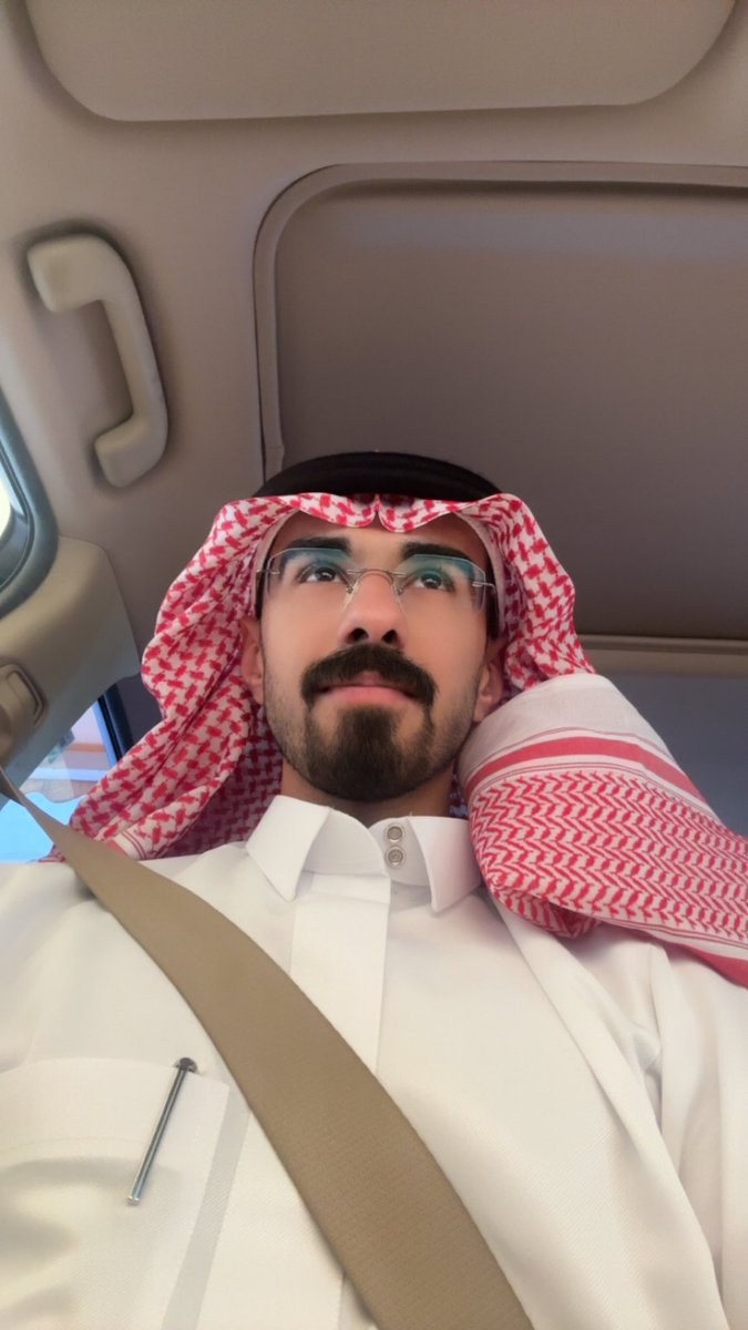 احـمـد | tweet media