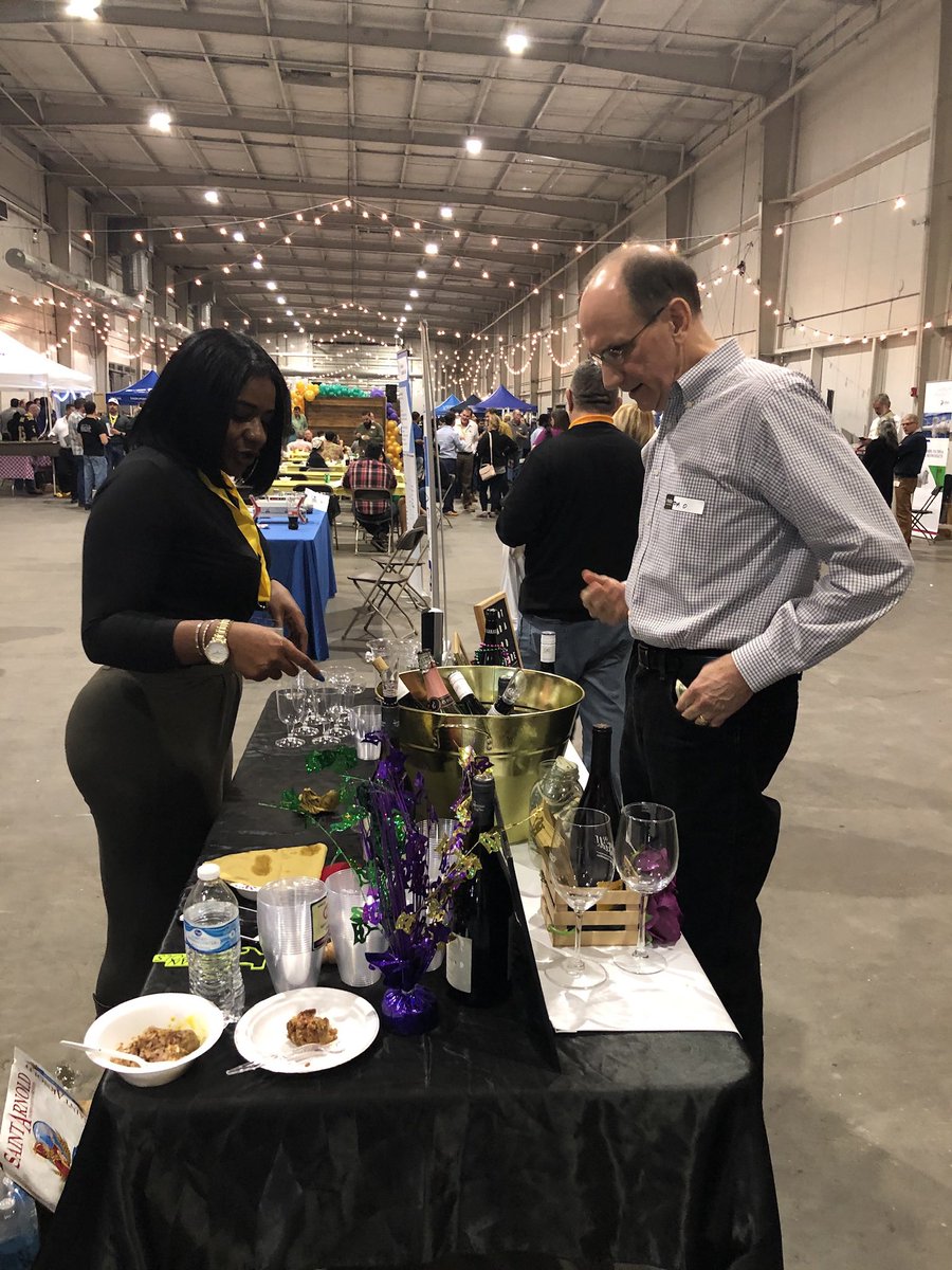 Ms. October 1st tweet media