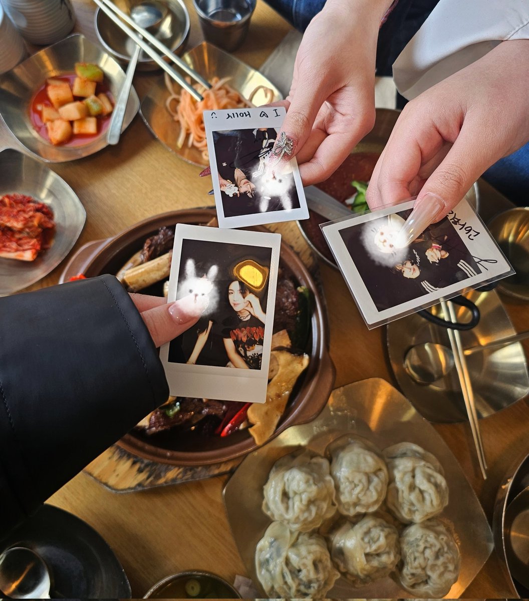 wtseeu's tweet photo. 벚꽃비🌸
#잘먹고WOO라차차 https://t.co/bhn2lqM12o