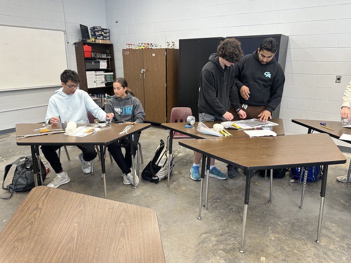 Dr. Emily Loving (@acehsprincipal) on Twitter photo ACE@HS High Tech Day 2 designing a tool or process for the ocean cleanup project #Inspired #ProudTeacher #LetsGo <a href="/MacBeaton2/">Mac Beaton</a> <a href="/HenricoCTE/">Henrico Career & Technical Education</a> ACE@HS High Tech Day 2 designing a tool or process for the ocean cleanup project #Inspired #ProudTeacher #LetsGo <a href="/MacBeaton2/">Mac Beaton</a> <a href="/HenricoCTE/">Henrico Career & Technical Education</a>