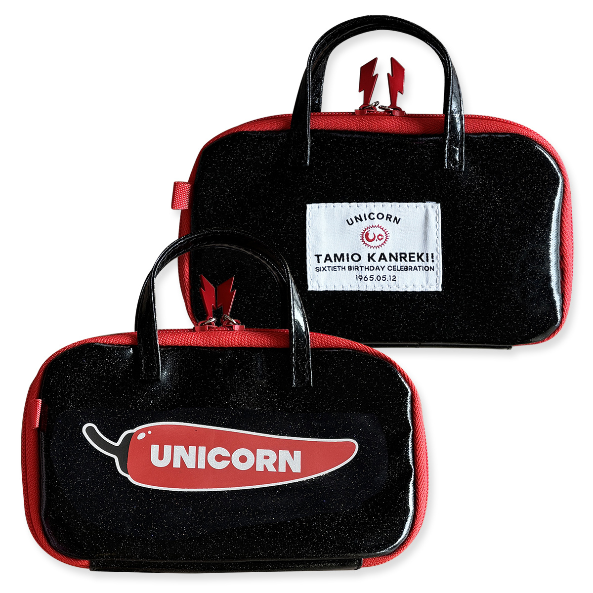 UNICORNgoods's tweet photo. 🌶️チリチリ メイクポーチ ￥2,500
🌶️チリチリ リストバンドセット ￥2,000

洗顔の時に腕がビチャビチャになりにくい✨
最近はやりのリストバンドをチリチリ仕様に！
洗顔ついでに！
メイクブラシやパレットの持ち運びに重宝しそうなメイクポーチも完成～ https://t.co/qkBS6V7e6x