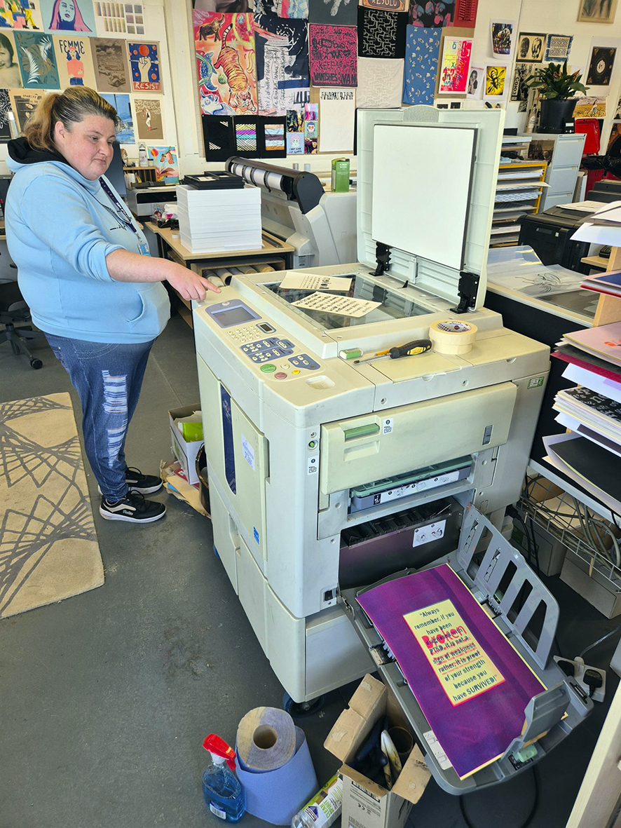 FoAPrintWSA's tweet photo. MA Visual &amp; Communications student Margaret Evans has been running off some interesting 2 col Riso prints this morning using reversed out laser cut stencils on the Scanner.
https://t.co/Haftl86vj6 https://t.co/6MsIRp5mk6