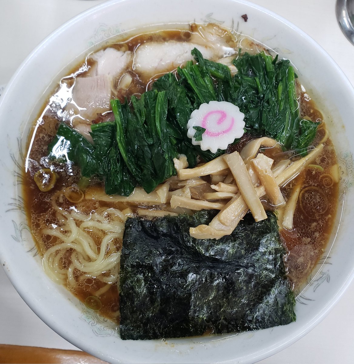 ドピーク並びがエグいので時間ずらしの滑り込み💯くう～健康に気を使いほうれん草もトッピング #秋葉原