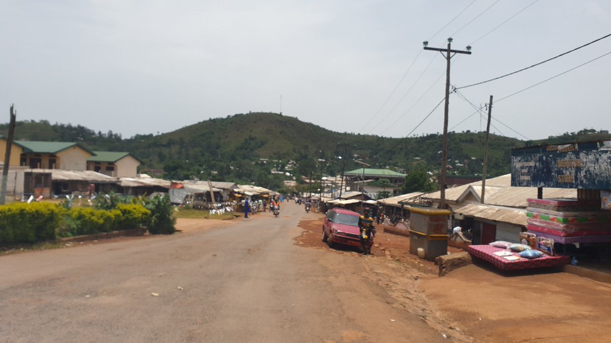 FungomF's tweet photo. Making an entrance into #Wum Town (aka #Aghem country) - the administrative headquarters of the Menchum Division in the Northwest Region of Cameroon 🇨🇲.

Make Cameroon's Internal Tourism Sector Great Again! https://t.co/l5PS4CHBcj