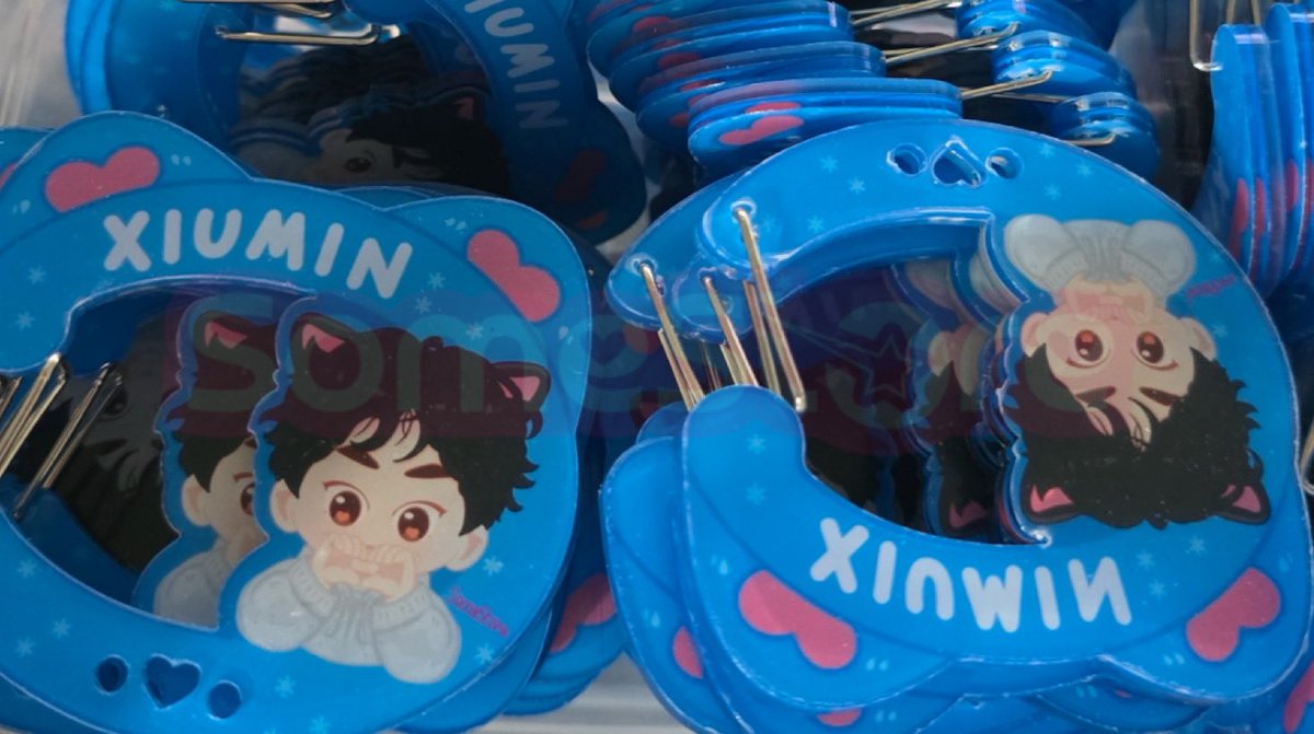 SomeStore's tweet photo. Interview X #SomeStoreFreebies
Xiumin Carabiner!l Upgraded din ang keyring/anik-anik! 🤭 https://t.co/DooLRDuRPI