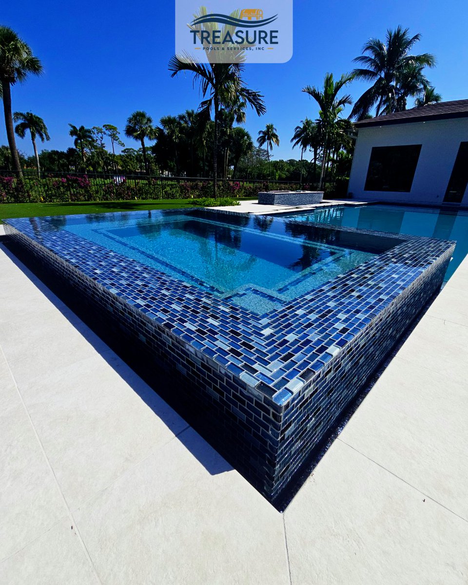 CraigPools's tweet image. Pool with Spa, Fire Feature &amp;amp; Floating Steps 
Clean lines, firelight, and floating steps—this pool brings together modern design and comfort in all the right ways. 
 Schedule your consultation: 561-793-1550
 🌐treasurepoolsfl.com
#LuxuryPools #BackyardDesign #TreasurePools"*