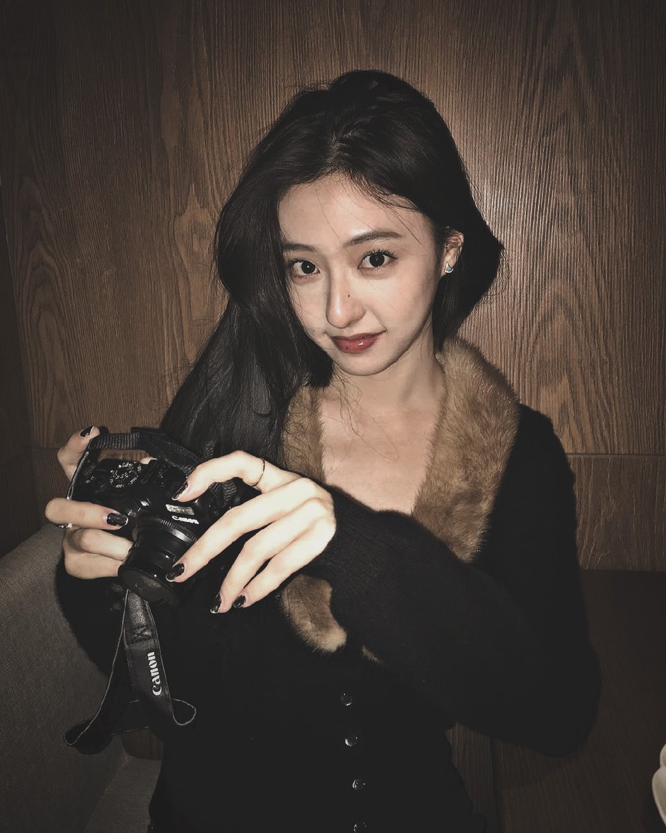 liaanxin's tweet photo. 𝗆𝗂𝖽𝗇̶𝗂𝗀𝗁𝗍ㅤ      𝟢♡︎:𝟤𝟩         短的ㅤ    𝗆𝖾𝗌𝗌𝖺𝗀𝖾𝗌. https://t.co/RmWy1V5TBQ