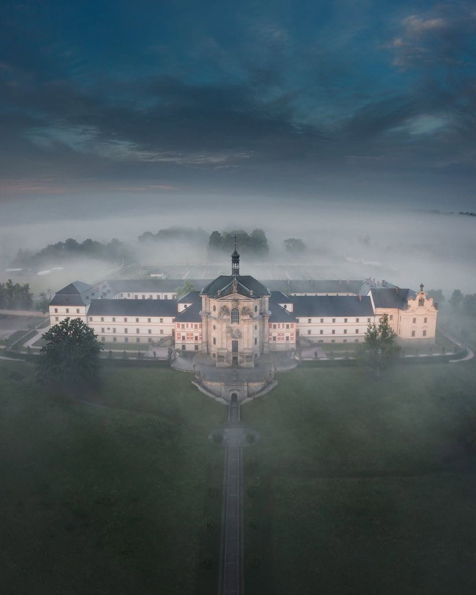 Czech Pharmaceutical Museum, Faculty of Pharmacy, Charles University   @bavorjan_photo