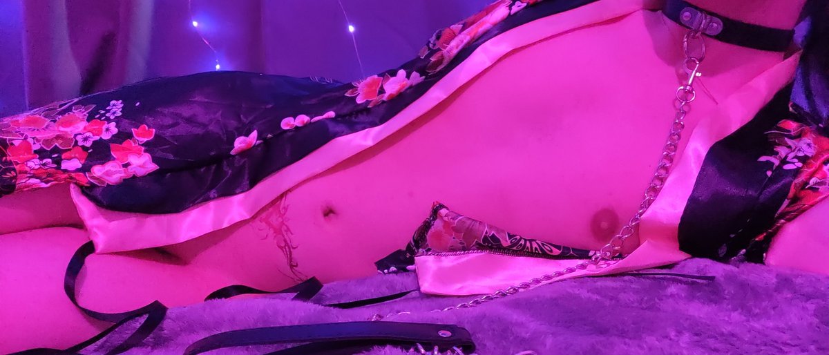 NSFWSoftLure's tweet photo. Bet you wouldn’t last 5 minutes with me moaning into the sheets, begging to be your obedient little plaything~ Wanna try? 💕
#femboy #nsfw #femboyfriday #18plus #lewdrpᅠᅠᅠ https://t.co/B2GsJfY2Od