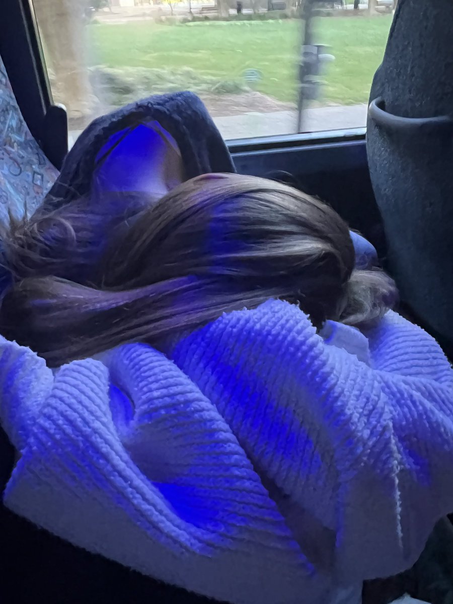 chazznotchuzz's tweet image. Wonder if my date knows I got bag and rhino pills in my pocket #backofthebus #rosaparks