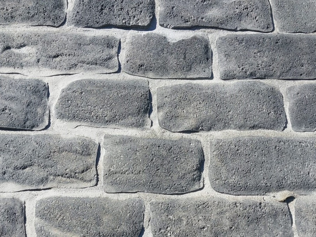 roadstoneLtd's tweet photo. Our new Belgard Cobble Paving is designed to replicate the classic look of traditional cobblestones- adding character and elegance to driveways, patios, and walkways. Get a quote today https://t.co/EeV4O0SdUR #Paving #outdoorliving #Cobble #jointingcompound https://t.co/LiD0LPC3pO