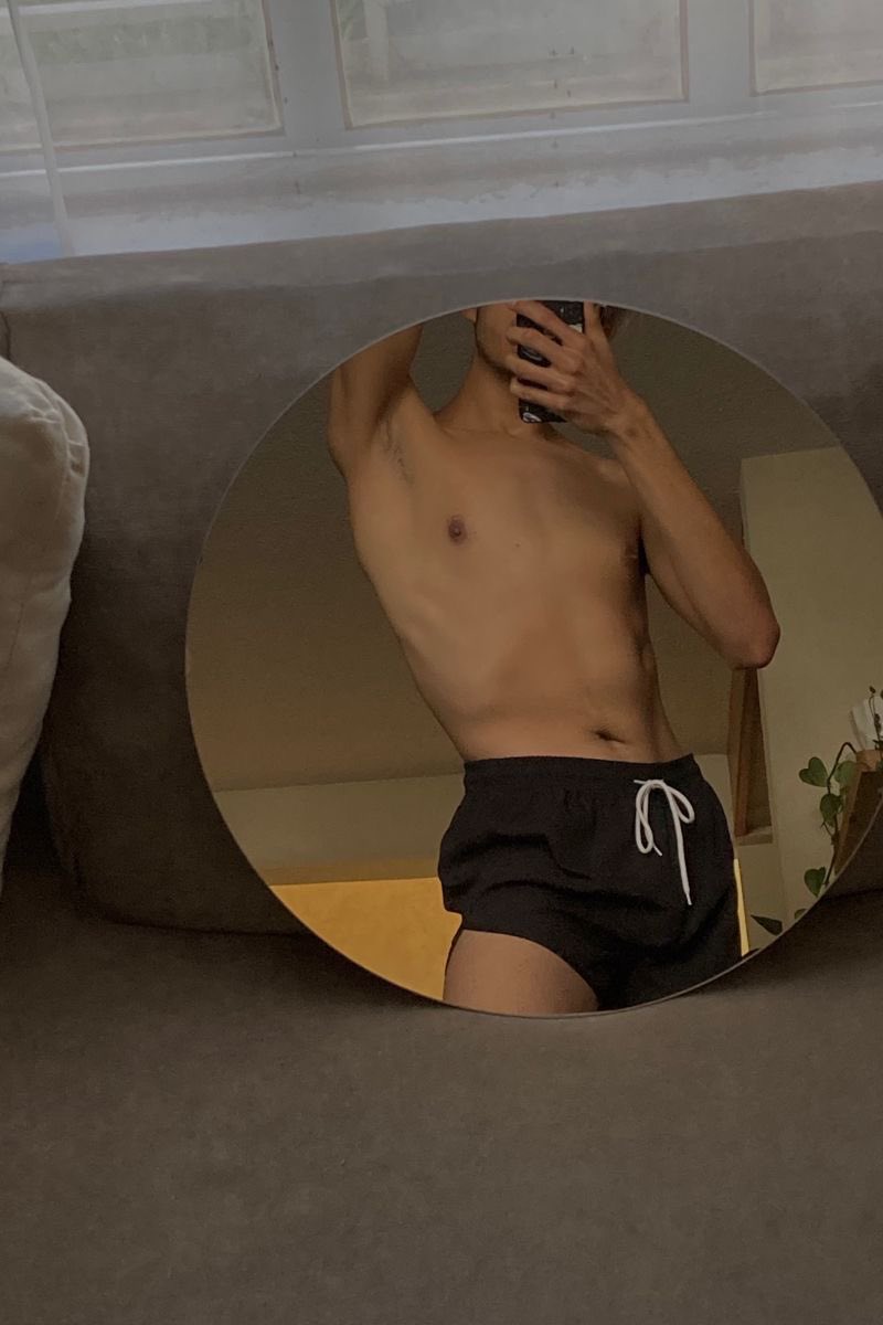 مين يبي يمص ؟ 👅🔥
patreon.com/MustafaFans
