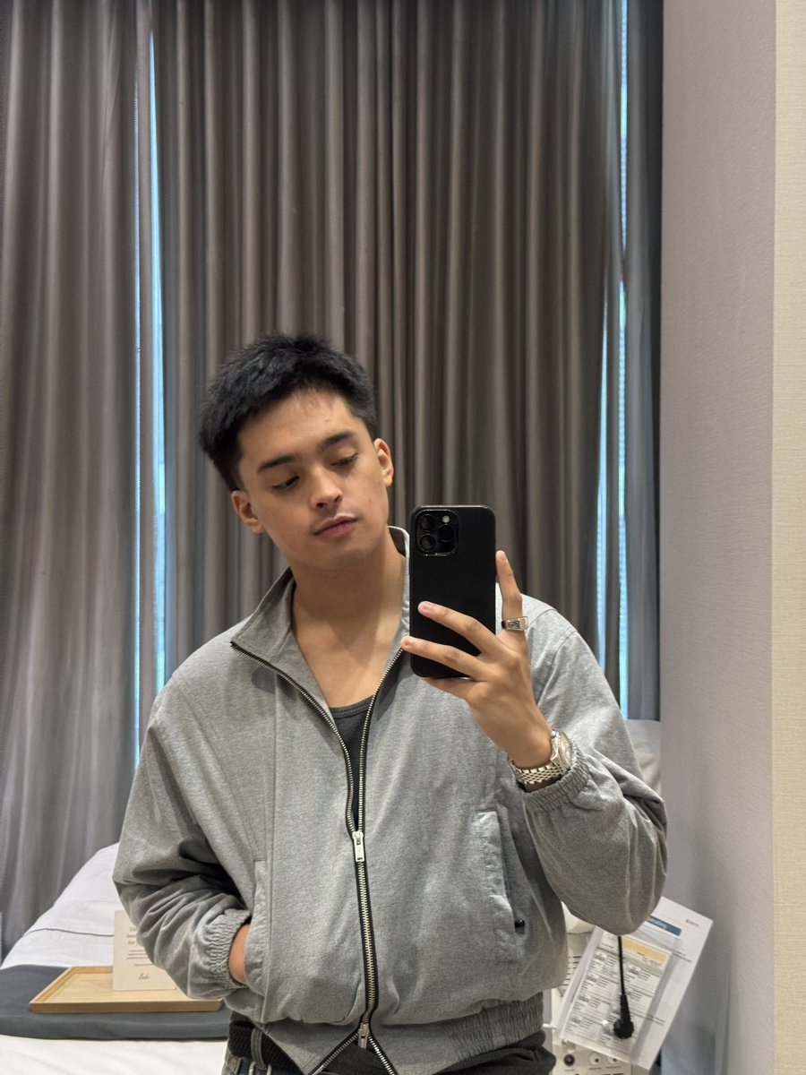 kdestrada_'s tweet photo. sorry to the long-hair believers https://t.co/zVDBirzu6X
