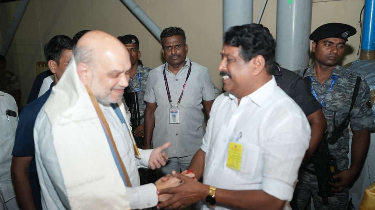 Amit Shah in Chennai, big developments. Nainar Nagendran is new TNBJP  chief, ADMK BJP in alliance to fight 2026 elections with EPS as CM  candidate.