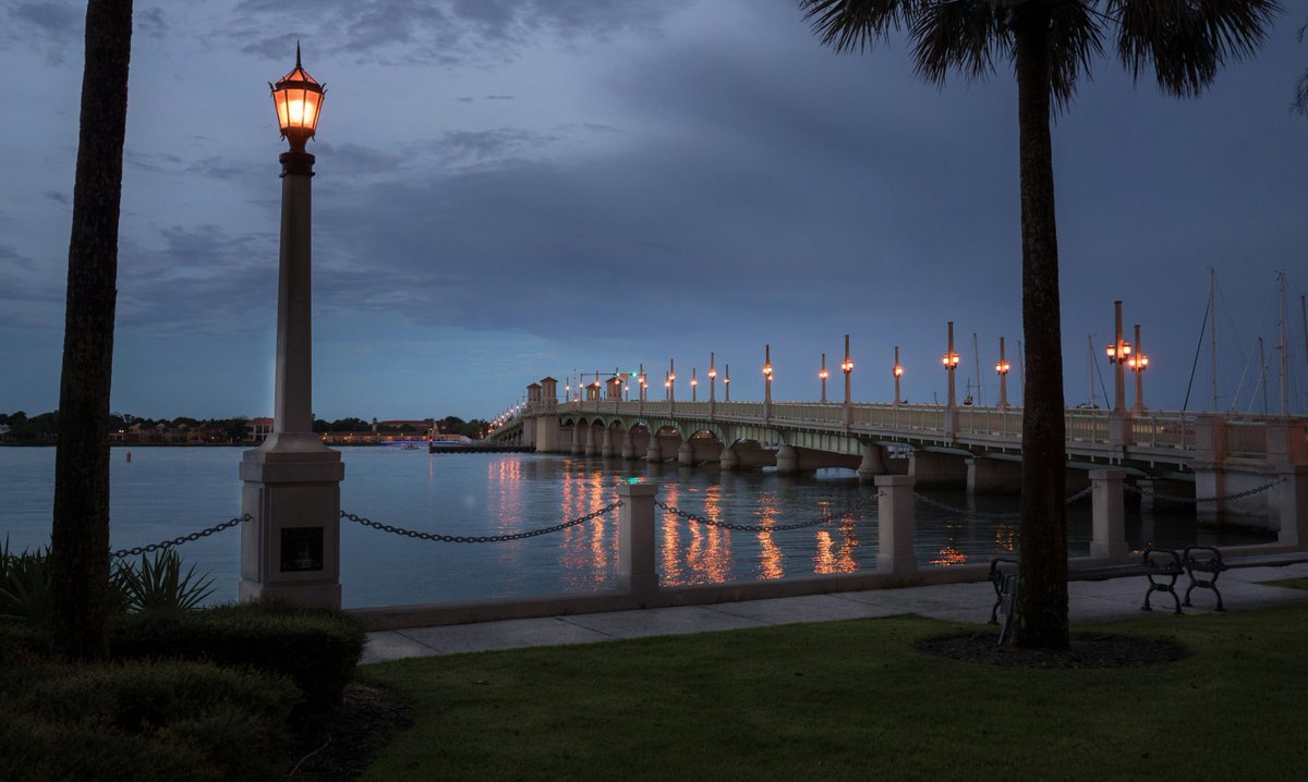 YourKeyToStAug's tweet image. 🚶‍♂️🏰 Did you know? St. Augustine has 36 original colonial-era buildings, offering a genuine glimpse into the past. Stroll through history and experience the nation's oldest city today. 

Need a tour guide? Call the Kim Devlin Team!

#HistoricStAugustine #StAugustineFL #Florida