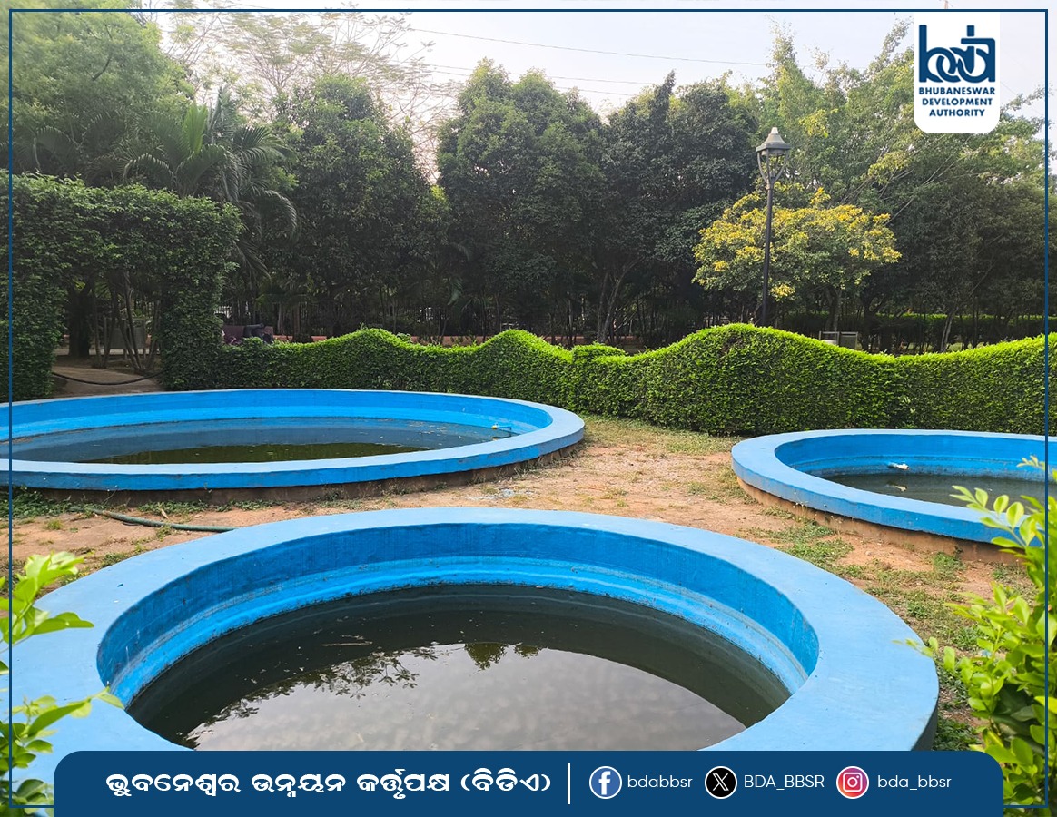 BDA_BBSR's tweet photo. To enhance beauty and elevate visitor experience, BDA Parks feature artistically designed water sprinklers. 💦✨ The rhythmic flow &amp; calming sound of water create a refreshing ambiance for all to enjoy. Visit and experience the serenity!💧🌿
#BDAParks #BDA
#WaterSprinkler #BBSR https://t.co/IpanktkdQg