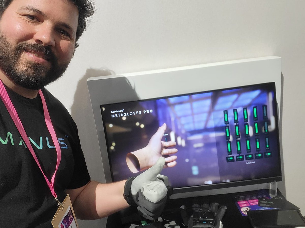 ManusMeta's tweet photo. We’ve landed at @LavalVirtual, and we’re having an incredible time showcasing the power of the Metagloves Pro!
📍 Find us at Booth 28 in Hall B, alongside our amazing partners at @Immersion3D, who are also showcasing cutting-edge @OptiTrack solutions.
#LavalVirtual #XR #mocap https://t.co/7uSWWFKAyj