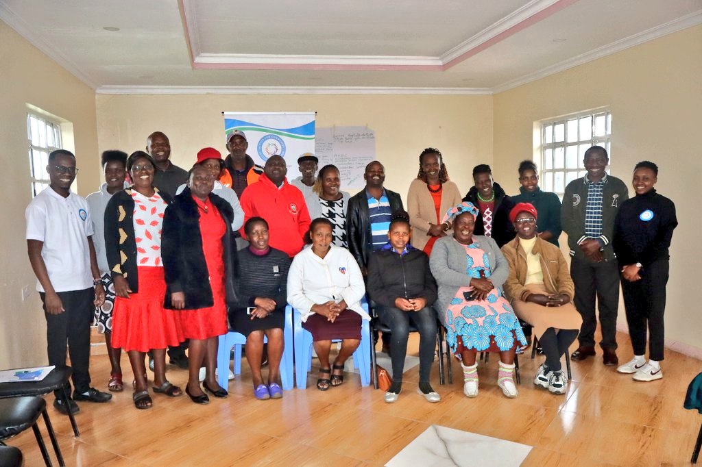 ACDCenterKE's tweet photo. Earlier on in Murungaru, Kinangop, we held a powerful #CommunityDialogue with community leaders on #TripleThreat, #CSE &amp; #GenderRights. Through value clarification &amp; role-play, gatekeepers committed to tackling harmful myths &amp; supporting youth SRHR access. @TICAH  #ACDCInAction https://t.co/neYgp59GsJ