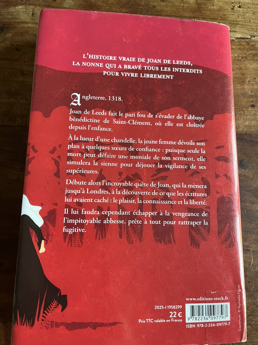 benelods's tweet photo. #VendrediLecture je termine Le livre de Joan et suis immergée dans le Londres de 1318. Une quête de liberté, de vérité, de connaissance et d émerveillement pour une jeune moniale bénédictine échappée de son monastère .Paul Thurin @EditionsStock . Un ravissement ! https://t.co/A1Xg6hLloF