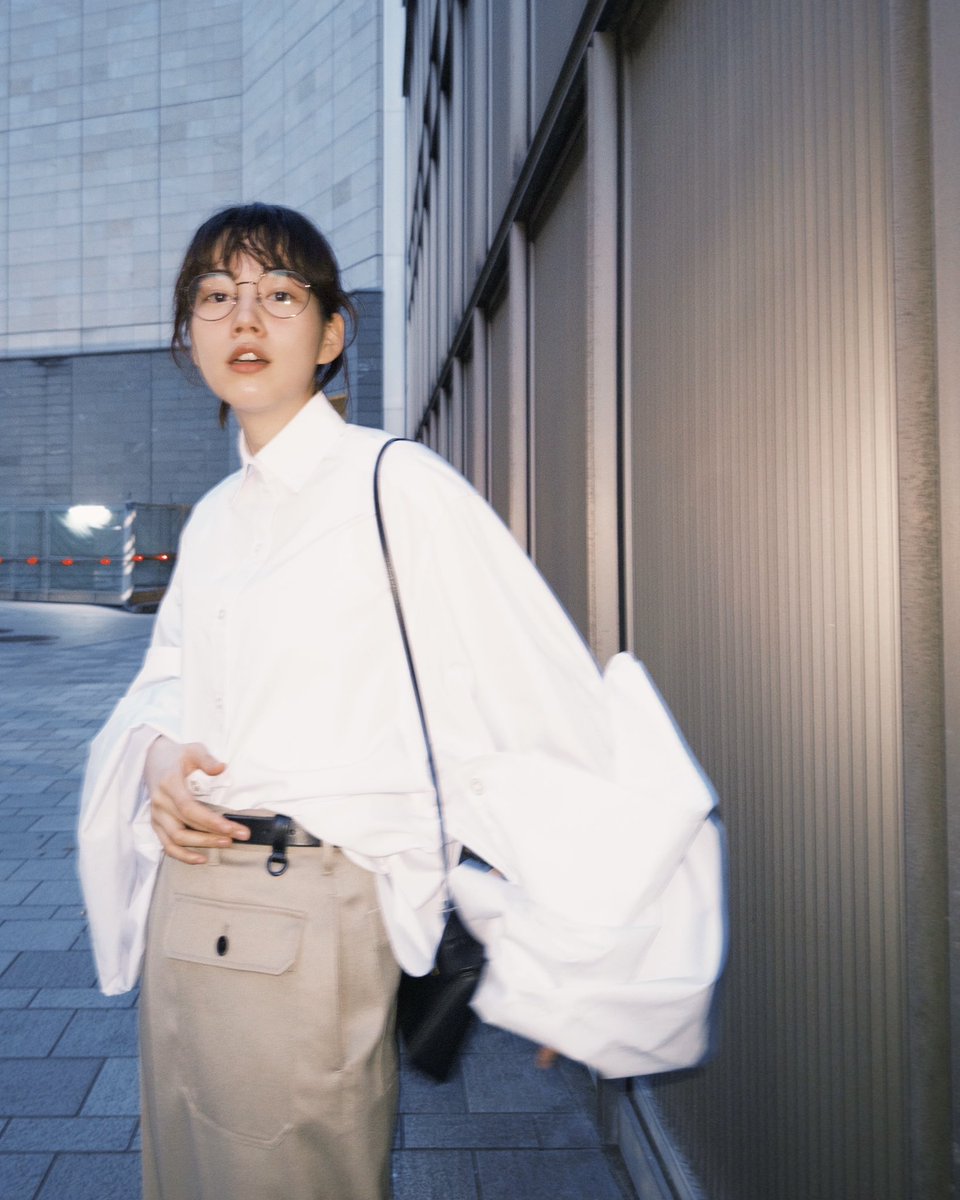 non_dayo_ne's tweet photo. 昨日の私服
シャツで過ごせる気候になってきたね。
袖のボリュームとパンツのポケットが好き。🫶🏼🪿   のん

#私服 https://t.co/ydSg30crLA