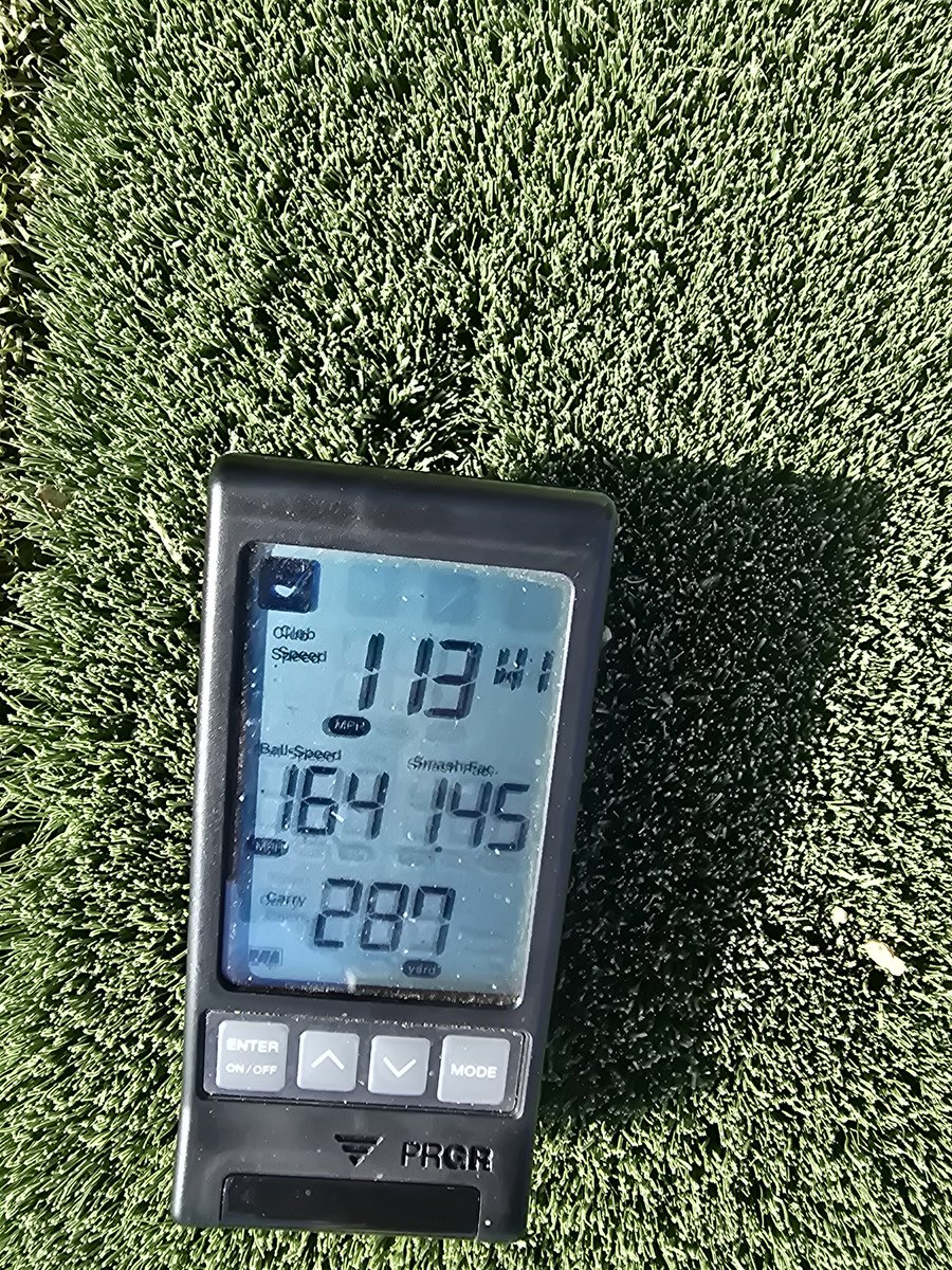 KamikossieGG's tweet photo. I'm chasing a goal of a 300-yard carry distance. 4-5 more mph club head speed, and I'm going to hit a 300-yard carry with a range ball. Thanks, @TheSpeedToad. I've gained near 10 mph swing speed in 3 months or so. https://t.co/1kBe5ykLAZ