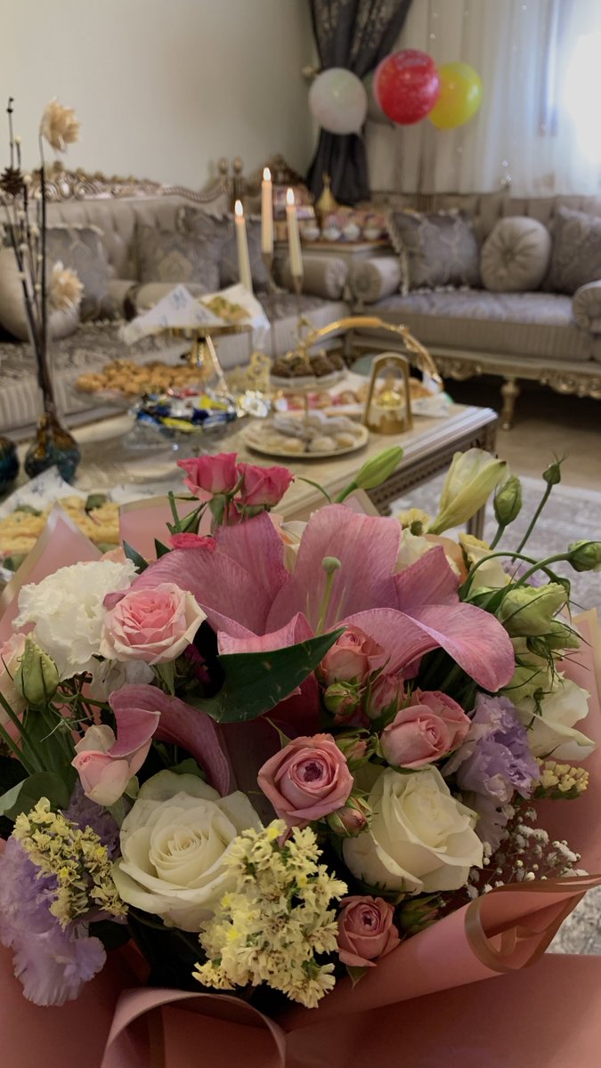 Elhamakk's tweet photo. 💐💗🎀 https://t.co/89hXlEqHWI