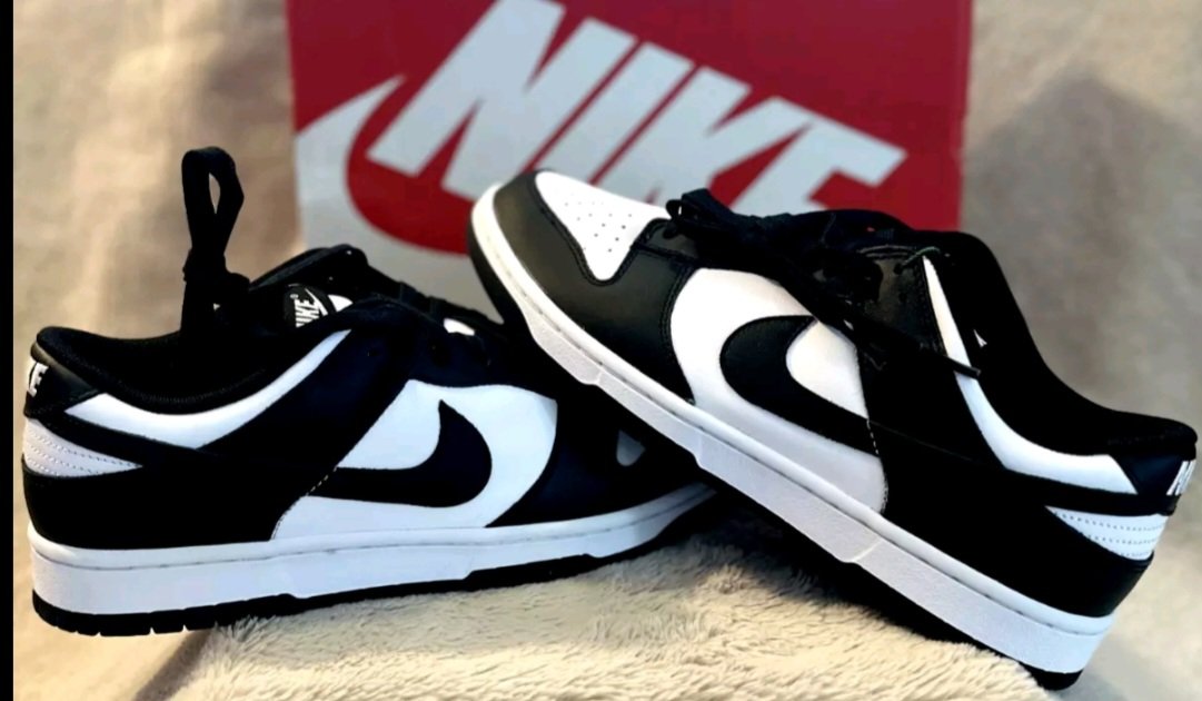 FUNKY1byNature's tweet image. Shit I do when I&apos;m bored..  Purple Bape Dunks 😎 ... IG : Funky_Customz 🤙🏾 #PandaDunks  #MakeItFunky #Dunklow #Bape #PurpleBape #BathingApe #BapeShark #BapeDunk #FunkyCustomz #FunkyFridays