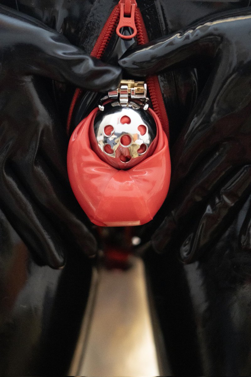 比个心❤️~
📸:<a href="/Amingcat11/">🄰🄼闻歆</a> 
#kigurumi  #latex