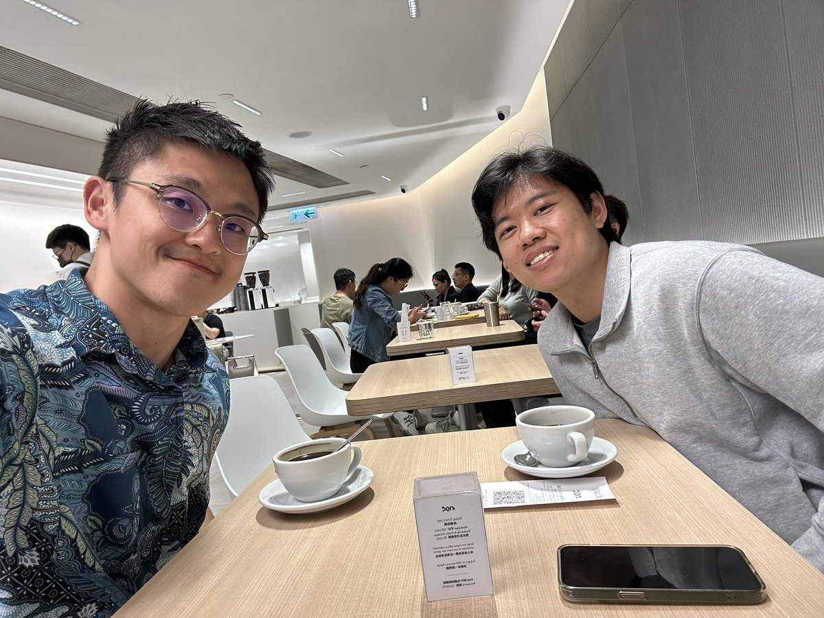 BobbyFir3 tweet media