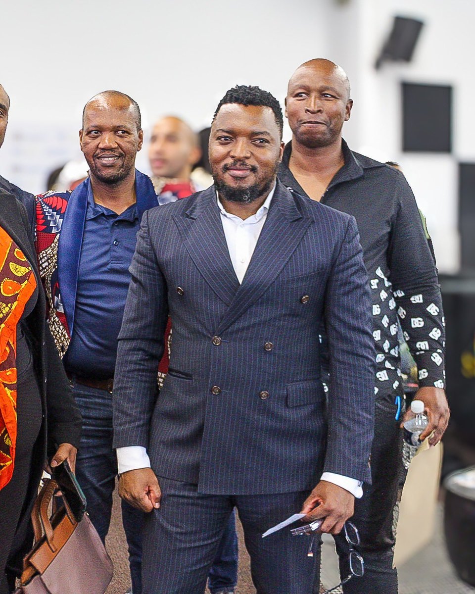 Mziwabantu Dayimani - CEO, National Empowerment Fund (NEF) and Mr. Nkosikhona Mbatha - CEO, Sedfa.📍Eyethu Theatre for the Spaza Shop Support Fund. It more than financial aid, it’s about supporting entrepreneurship in Gauteng’s townships. #KasiEconomy #FTH #spazashopsupportfund