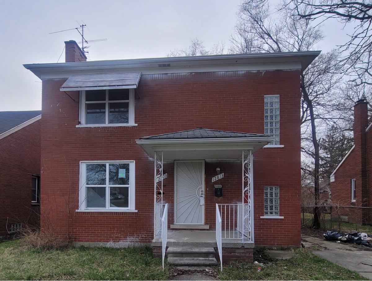 mdwarlick's tweet photo. Eastside Detroit Duplex. Easy rehab. @bd, 1ba each unit. Only $60k.https://t.co/5aalqeISBk https://t.co/YnL8T3nGpv
